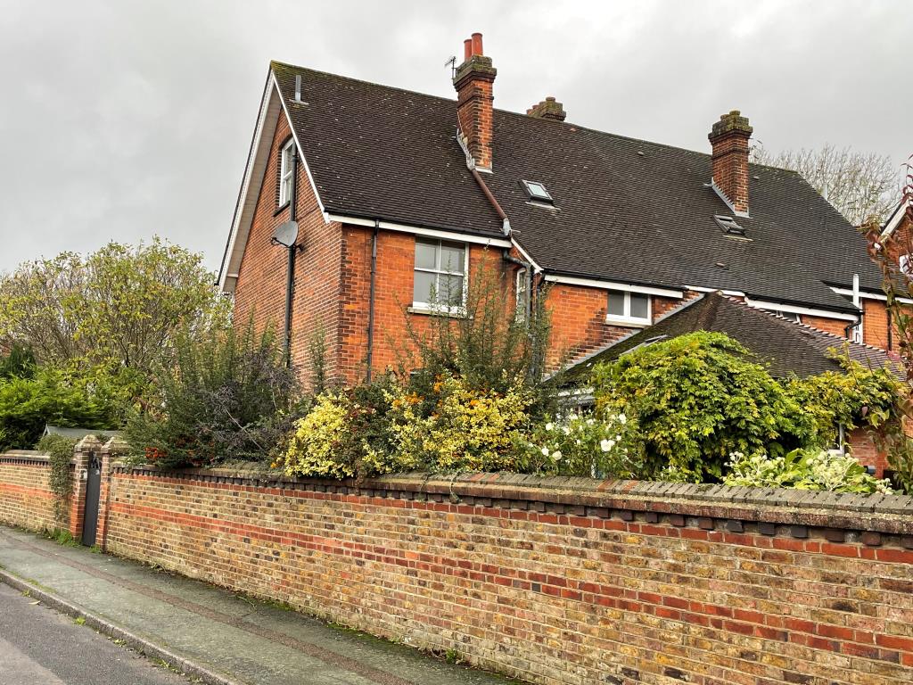 Lot: 126 - FREEHOLD GROUND RENTS -